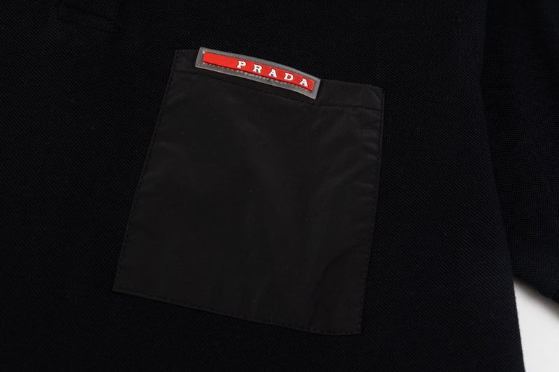 PRADA T-SHIRT