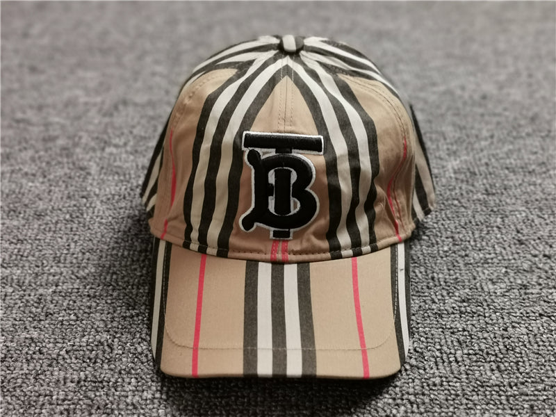 BURBERRY CAP