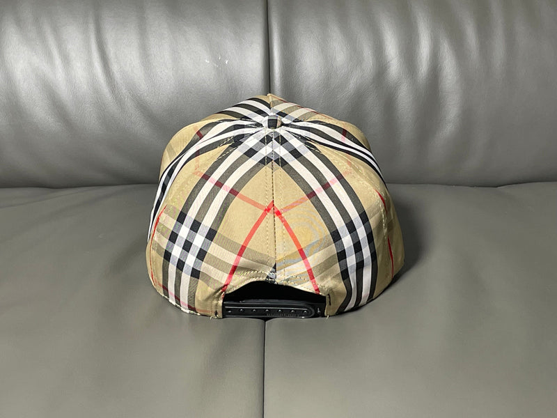 BURBERRY CAP