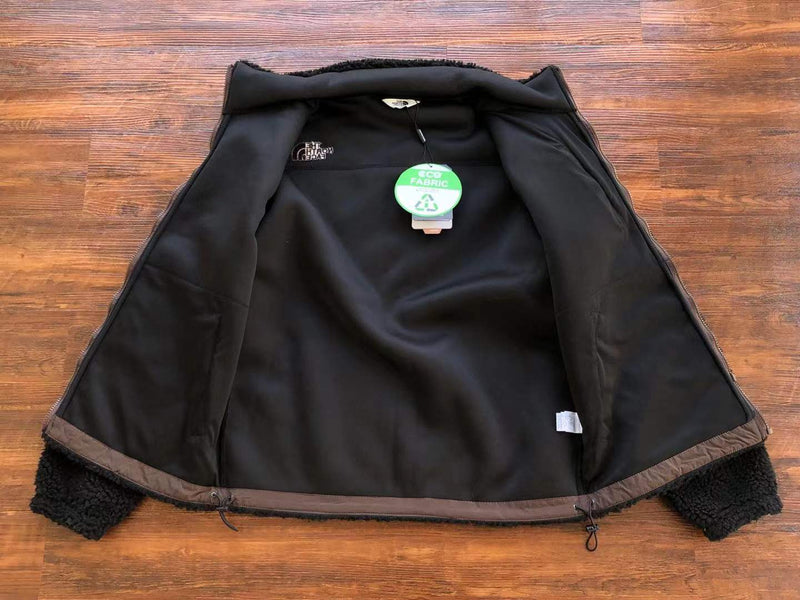 THE NORTH FACE JACKET