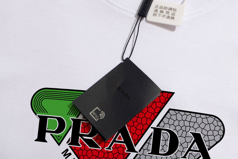 PRADA T-SHIRT