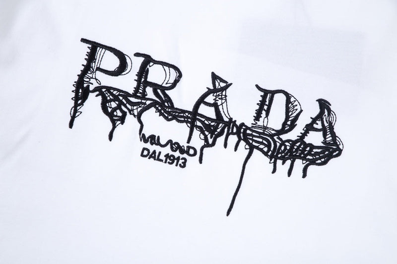 PRADA T-SHIRT