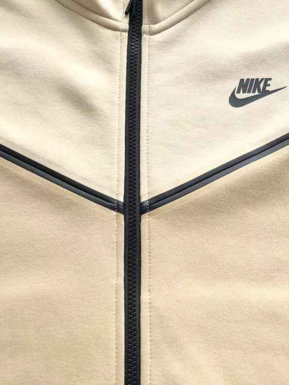 NIKE HOODIE TECH FLEECE